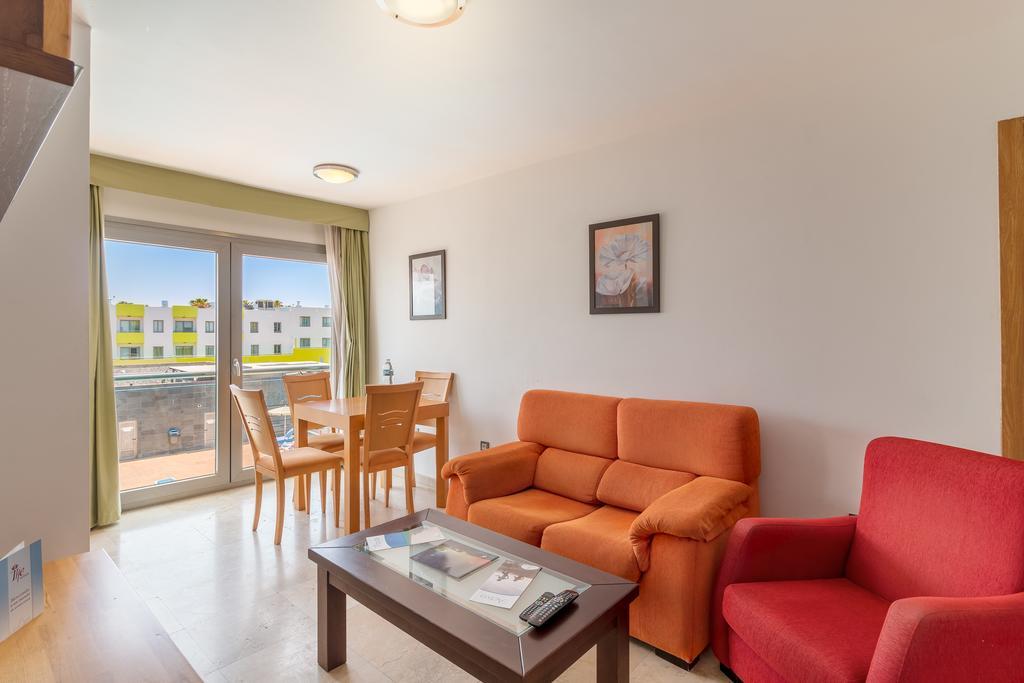 Hotel Livvo Corralejo Beach Buitenkant foto
